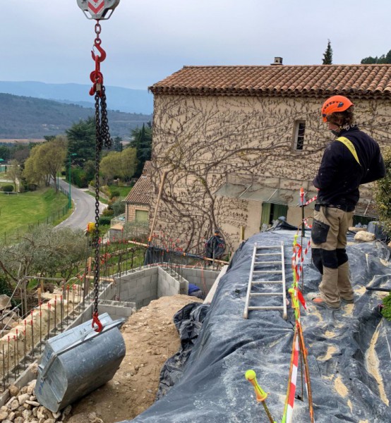 Reconstruction d'un mur de soutènement