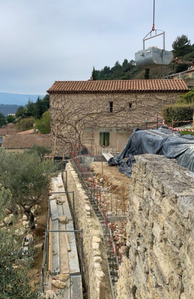 Reconstruction d'un mur de soutènement