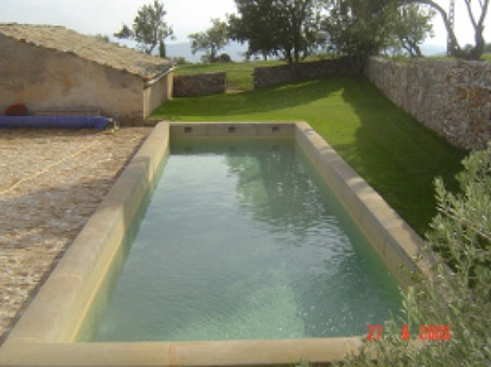 construction de piscines traditionnelles en Luberon